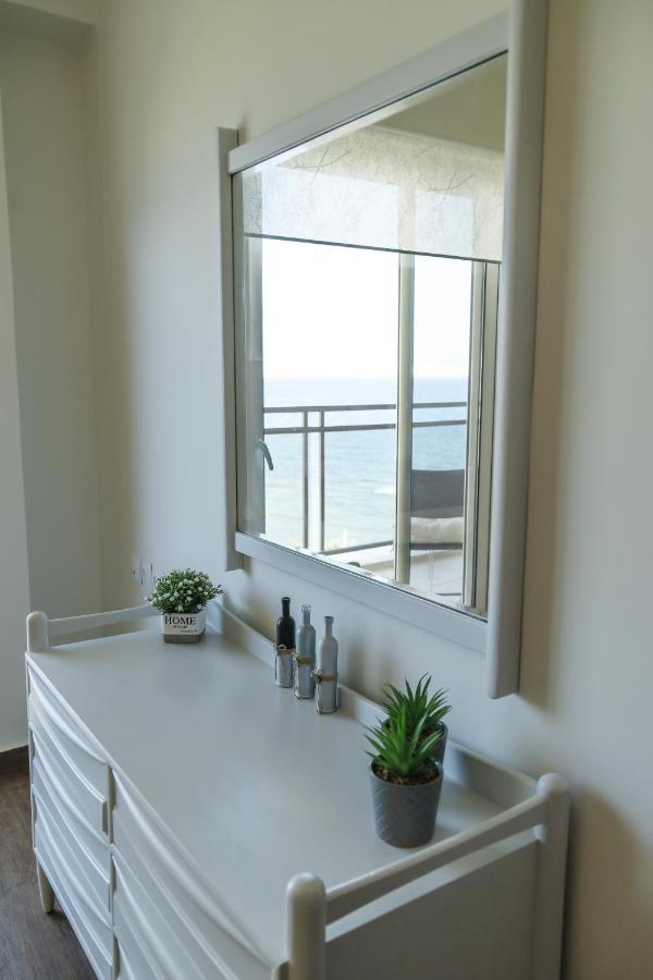 Blue Dreams - Spectacular Sea View Apartment In أثينا المظهر الخارجي الصورة